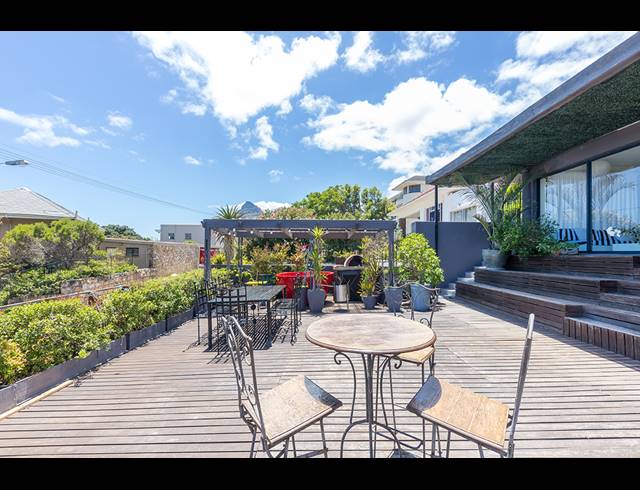 12 BEDROOM HOUSE FOR SALE IN CAMPS BAY